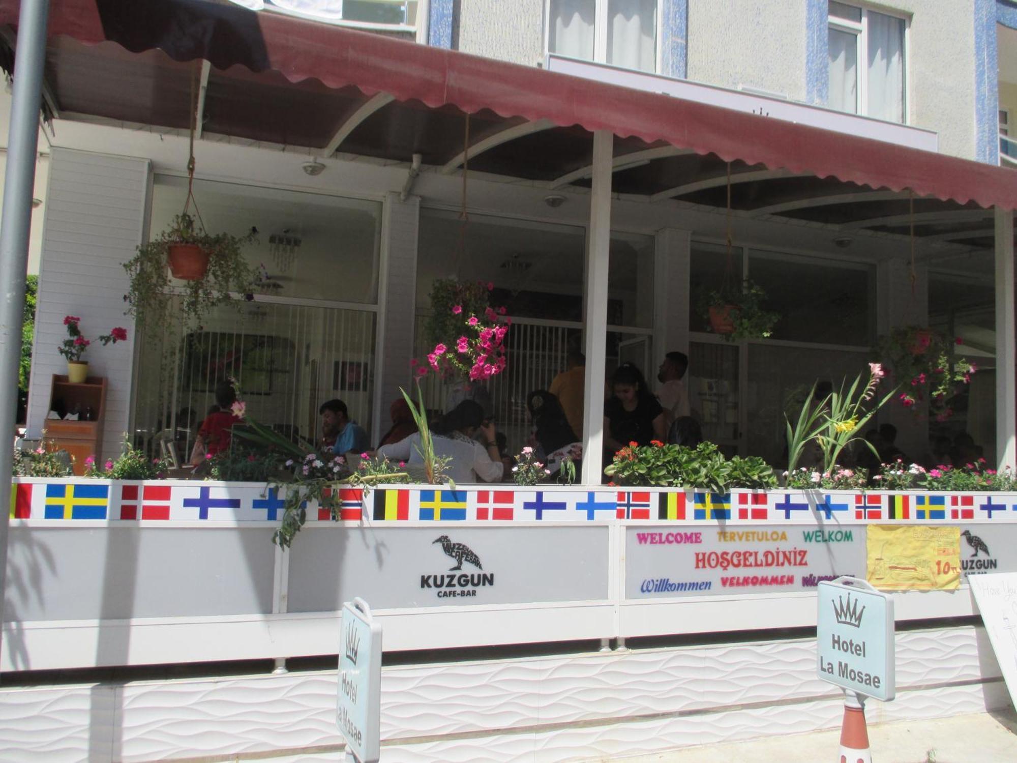 La Mosae Hotel apartamentowy 3*